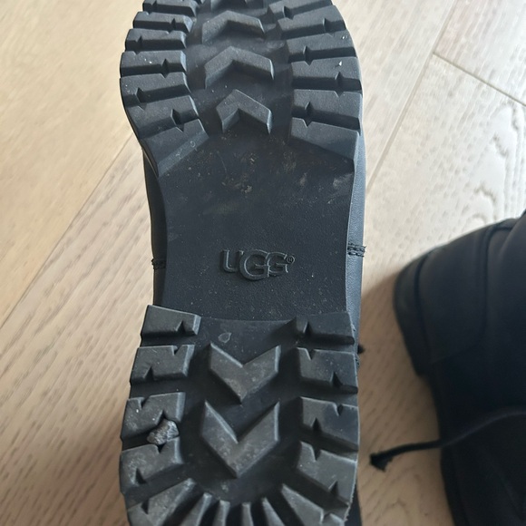Ugg Combat Boots - Picture 7 of 8